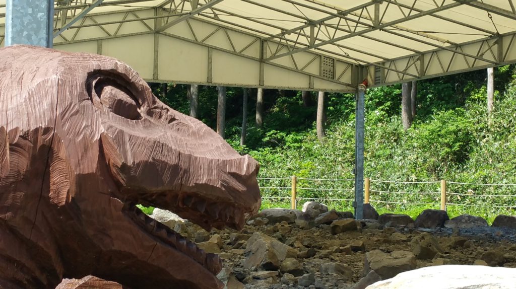 野外恐竜博物館化石発掘現場